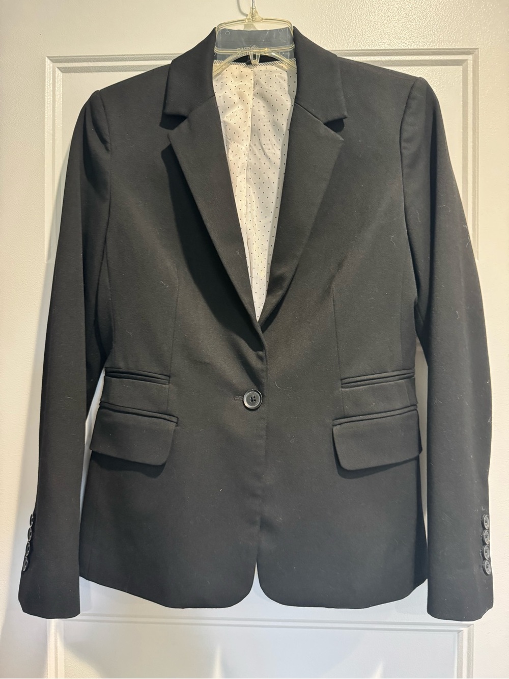 Classic Black Women's Single-Button Blazer - Express